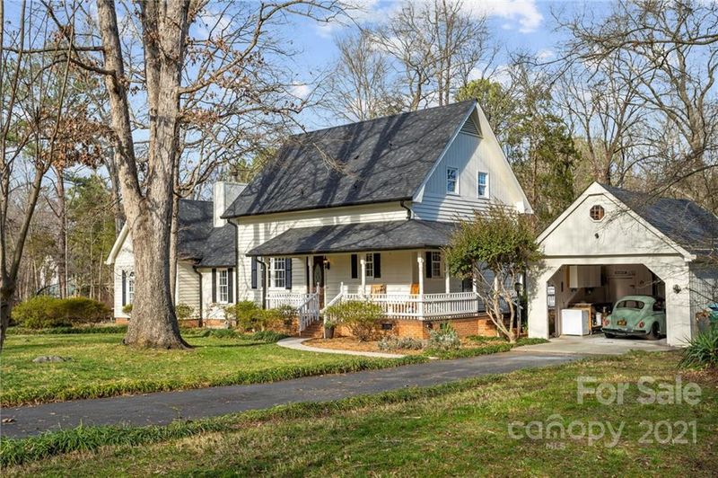 6256 Kings Dr, Harrisburg, NC 28075