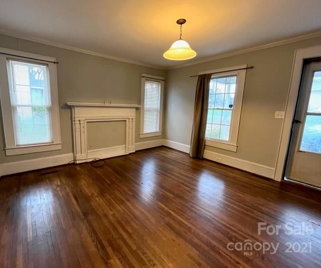 1501 Lomax Ave, Charlotte, NC 28211