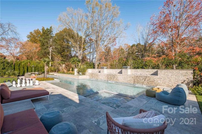 7217 Country View Ct, Charlotte, NC 28211