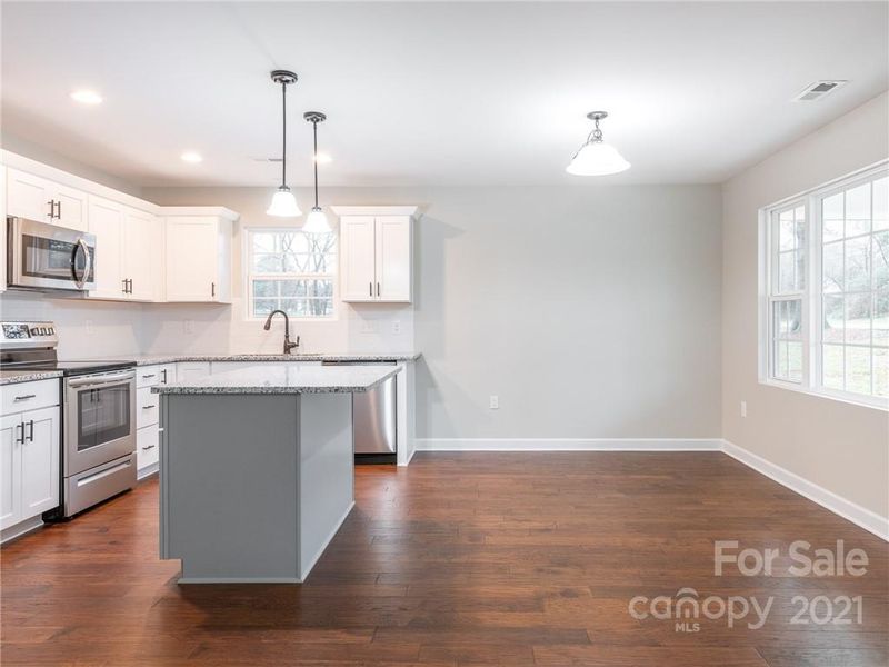 4275 Roberta Rd, Concord, NC 28027