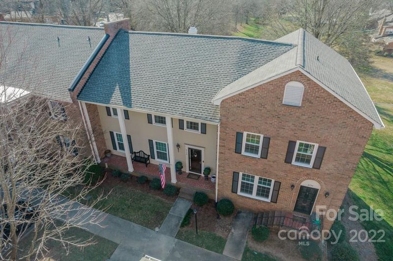 6736 Constitution Ln, Charlotte, NC 28210