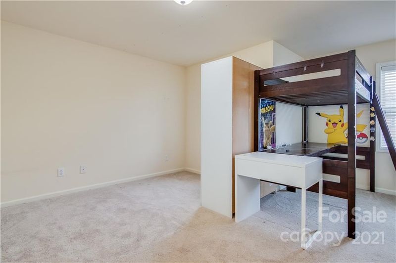 2222 NE 15th Ave #502, Hickory, NC 28601