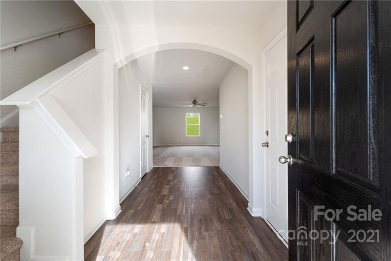 8024 Derby Woods Ln, Charlotte, NC 28214