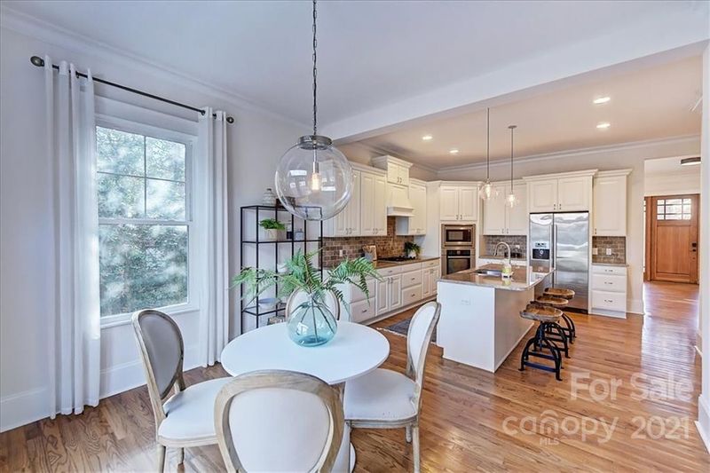 2136 Chatham Ave, Charlotte, NC 28205