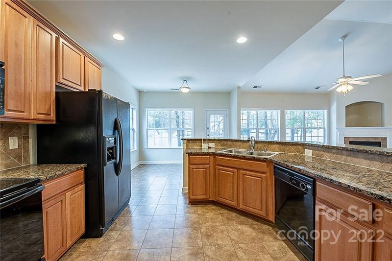 3691 Travertine Dr, Lancaster, SC 29720