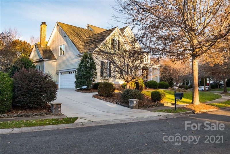 17033 Piermont St, Davidson, NC 28036
