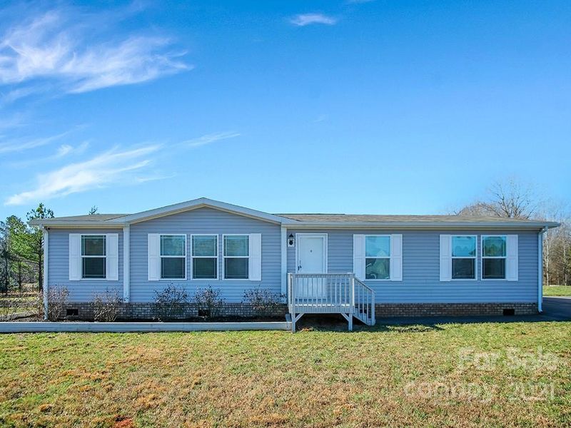 2954 Fish Pond Rd, Cherryville, NC 28021