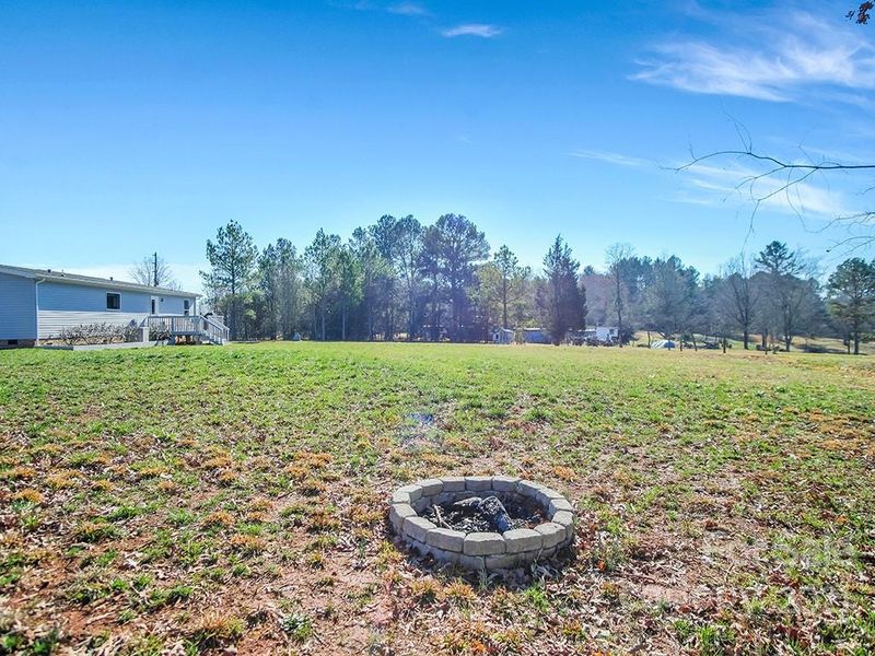 2954 Fish Pond Rd, Cherryville, NC 28021