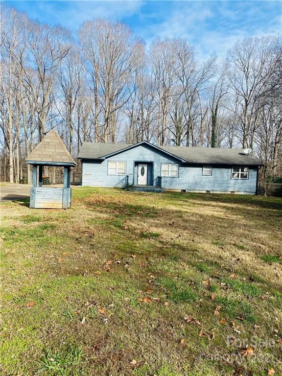13308 Pine Harbor Rd, Charlotte, NC 28278