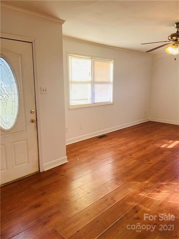 13308 Pine Harbor Rd, Charlotte, NC 28278