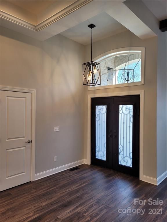 620 32nd Avenue Dr #1, Hickory, NC 28601