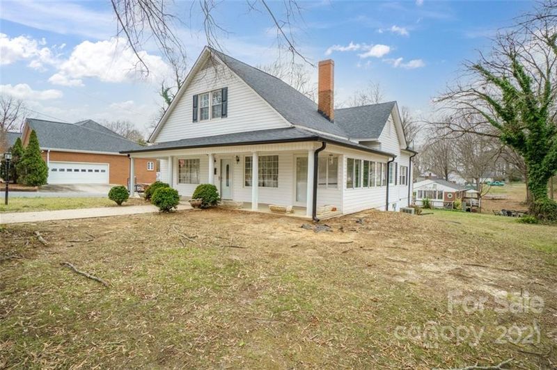 210 Elm St, Cherryville, NC 28021