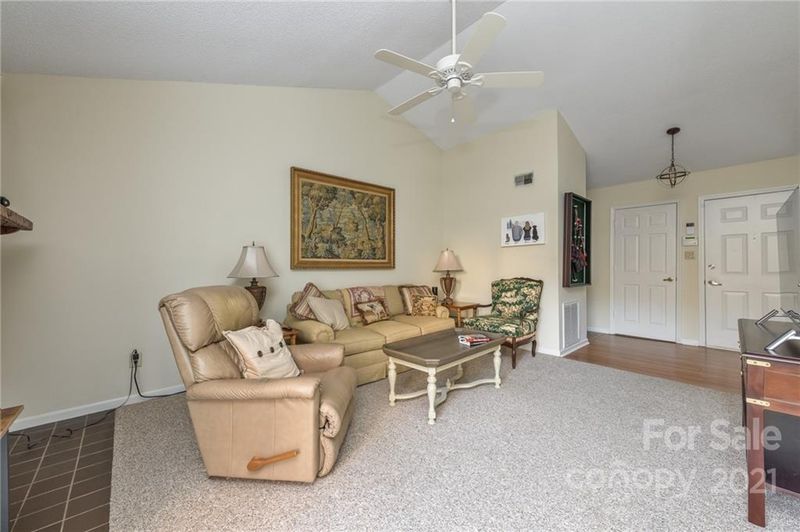 7807 Davinci Ln, Charlotte, NC 28226