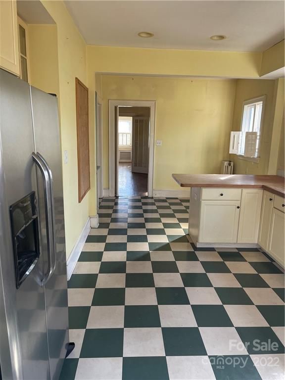 425 Sullivan Rd, Statesville, NC 28677