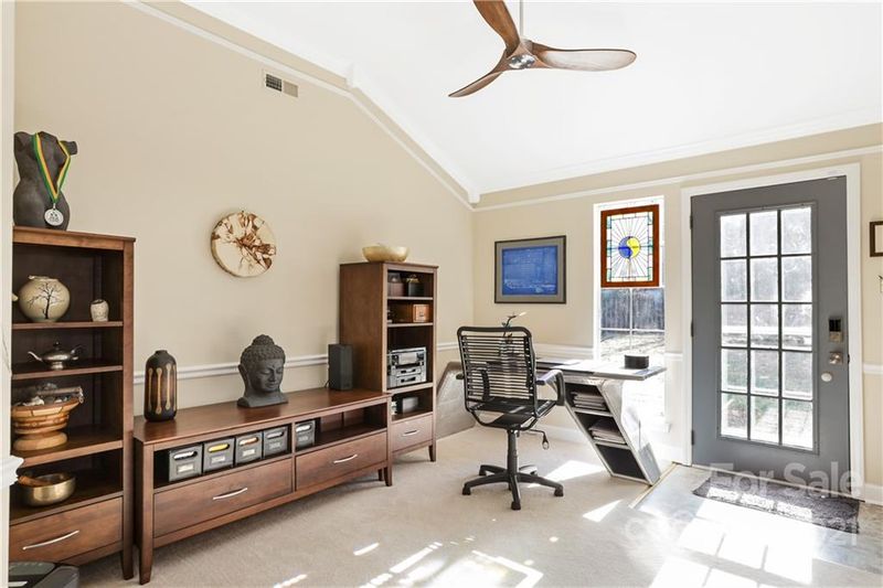 12104 New Abbey Pl, Charlotte, NC 28273