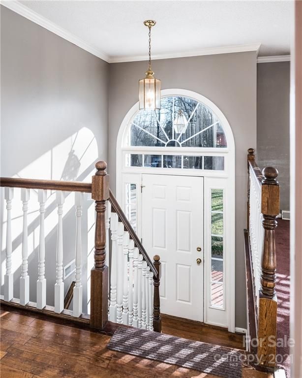 3833 22nd St NE, Hickory, NC 28601