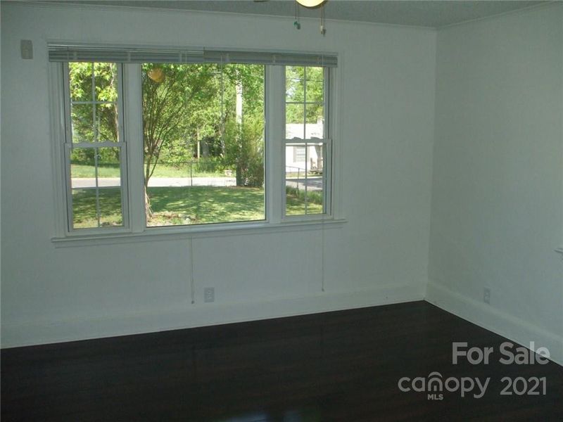 2745 Mayfair Ave, Charlotte, NC 28208