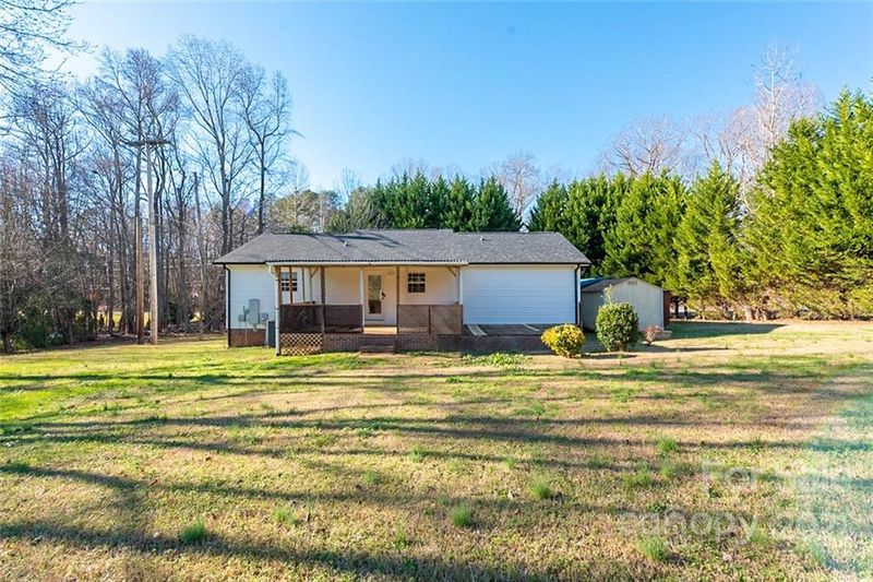 5701 Lewis Rd, Gastonia, NC 28052