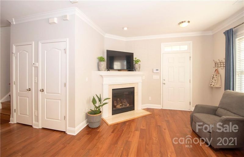 413 Hurston Cir #40, Charlotte, NC 28208