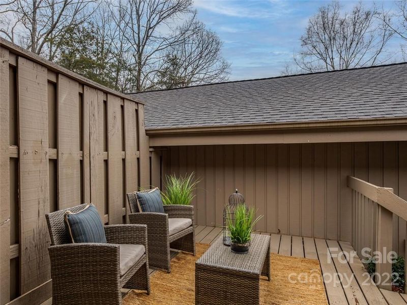 5302 Wingedfoot Rd, Charlotte, NC 28226
