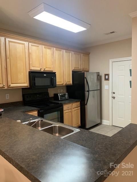 408 Wyndham Pl, Concord, NC 28025