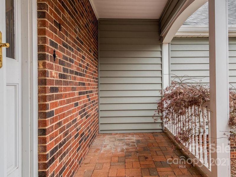 199 Spring Run Dr, Mooresville, NC 28117