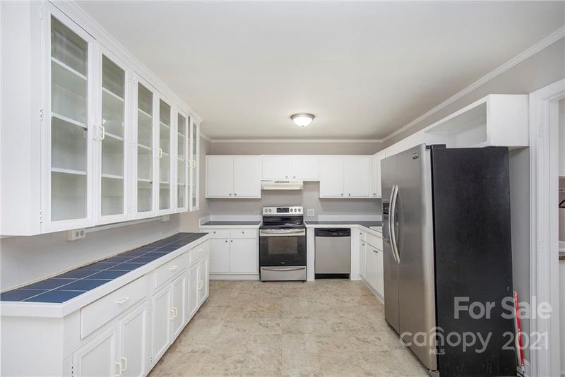 4410 Ginger Dr, Gastonia, NC 28056
