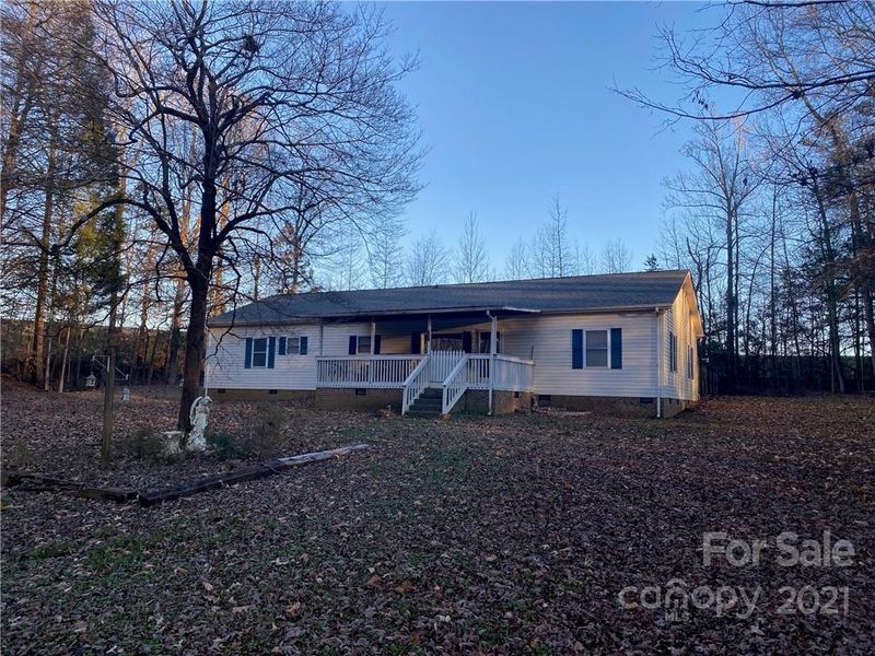 10011007 Willis Farm Rd, Clover, SC 29710