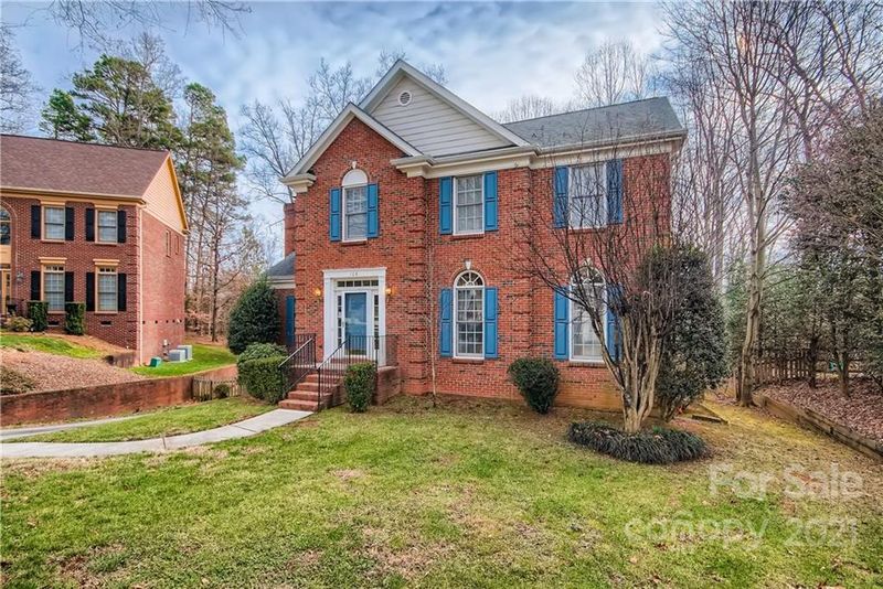 108 Lansdowne Pl, Mooresville, NC 28115