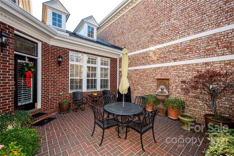 4423 Mottisfont Abbey Ln, Charlotte, NC 28226