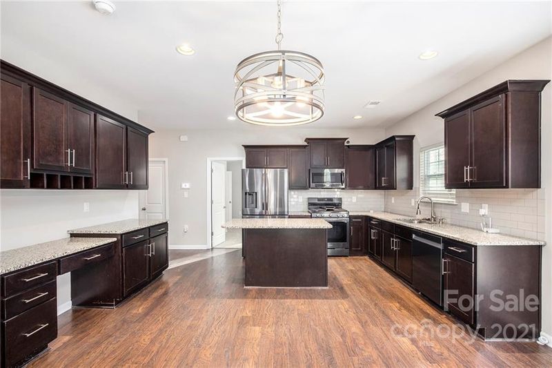 320 Wheat Field Dr, Mount Holly, NC 28120