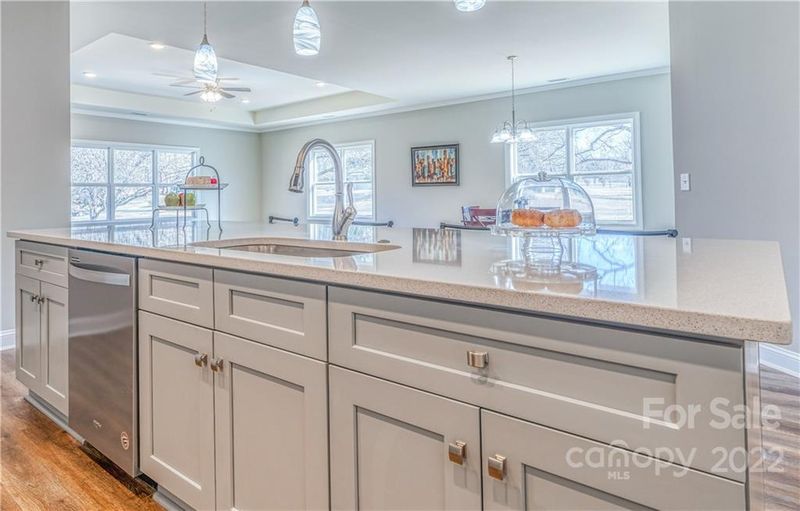 602 Airport Rd, Kannapolis, NC 28081