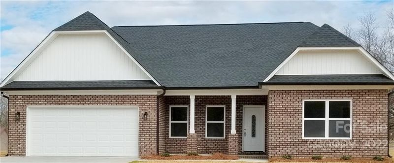 602 Airport Rd, Kannapolis, NC 28081