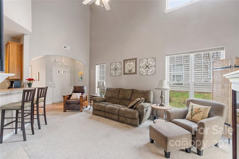 1325 Hammond Dr, Matthews, NC 28104