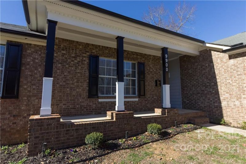 9900 Dunfries Rd, Matthews, NC 28105