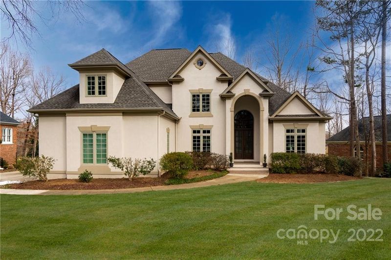 18925 River Falls Dr, Davidson, NC 28036