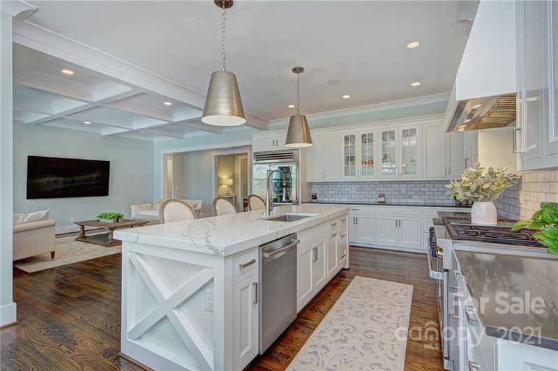 8422 Viking Dr, Marvin, NC 28173