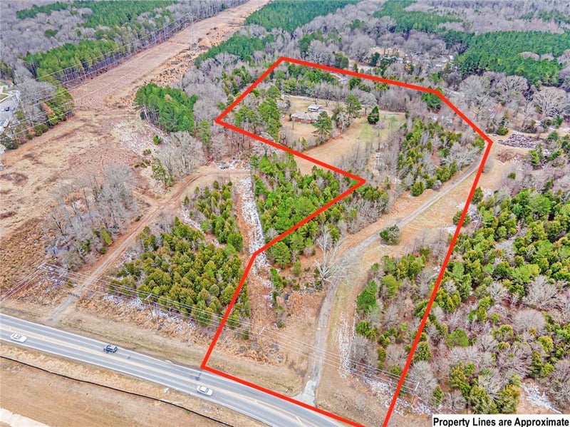 13320 Mallard Creek Rd, Charlotte, NC 28262