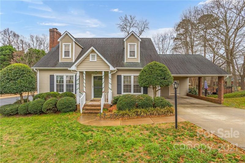 1003 Wentworth Dr, Kannapolis, NC 28081