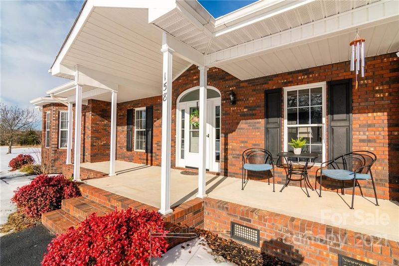158 Rankin Hill Rd, Troutman, NC 28166