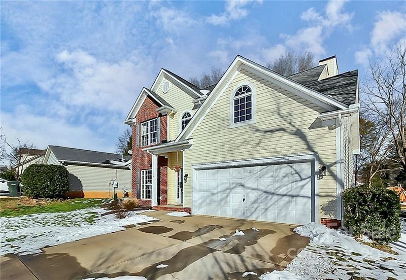 5881 Brookstone Dr NW, Concord, NC 28027