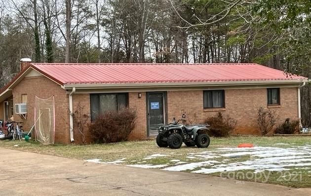2829 17th Ave SE, Newton, NC 28658