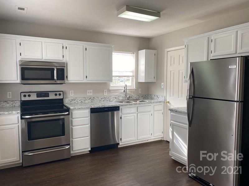 3425 Anson St, Charlotte, NC 28209
