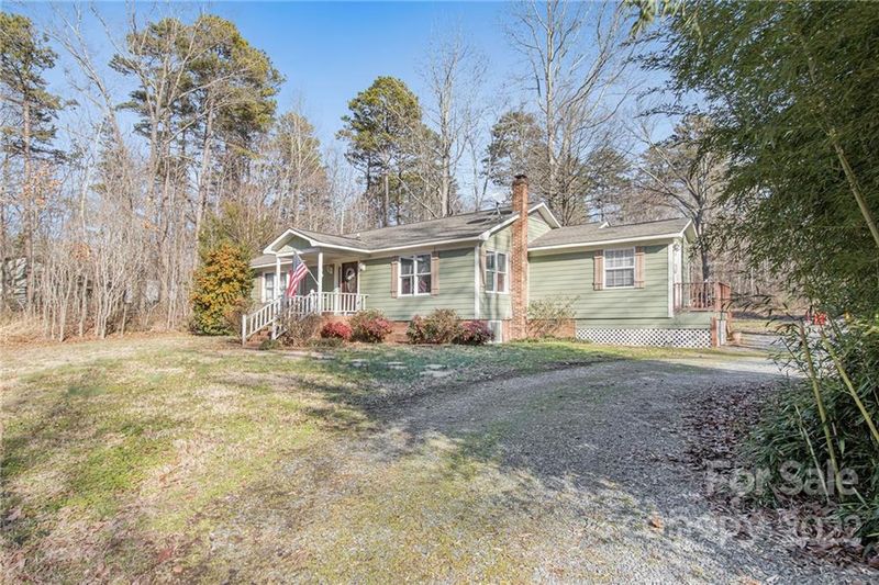 2207 Acorn Ln, Monroe, NC 28112