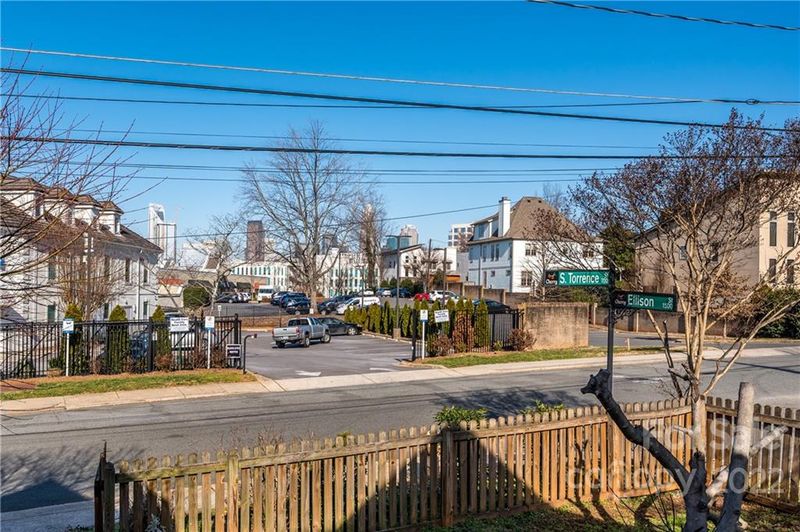 701 S Torrence St, Charlotte, NC 28204