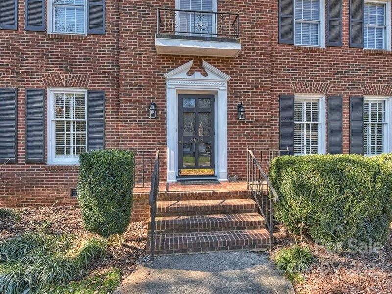 3418 Sunnybrook Dr, Charlotte, NC 28210