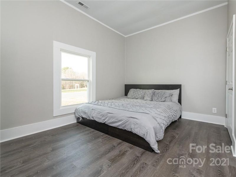 500 Elm Ave, Mount Holly, NC 28120