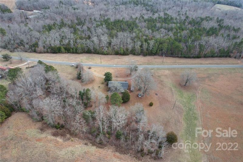 3274 Sawmill Rd, Hickory Grove, SC 29717
