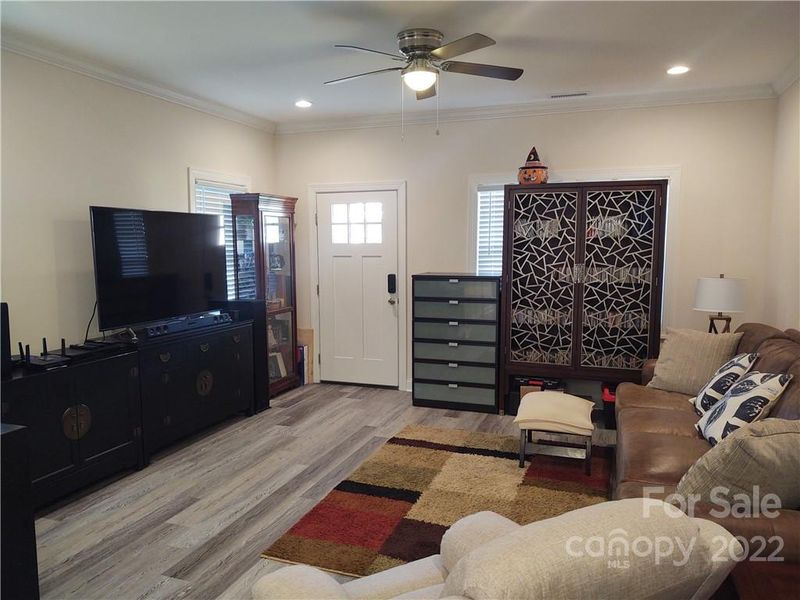 1786 17th Ave NE, Hickory, NC 28601
