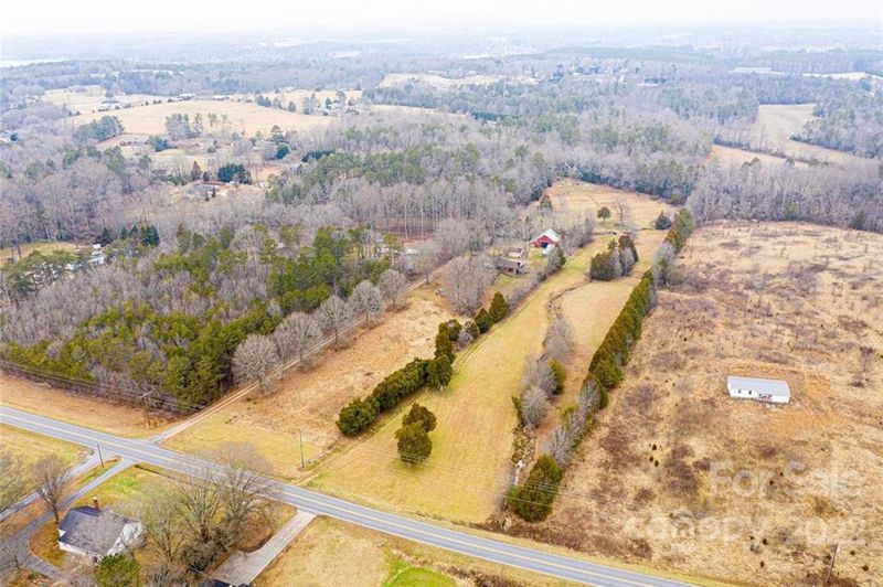 5439 Springs Rd, Conover, NC 28613
